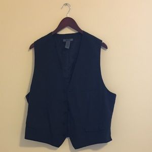 DKNY men’s vest